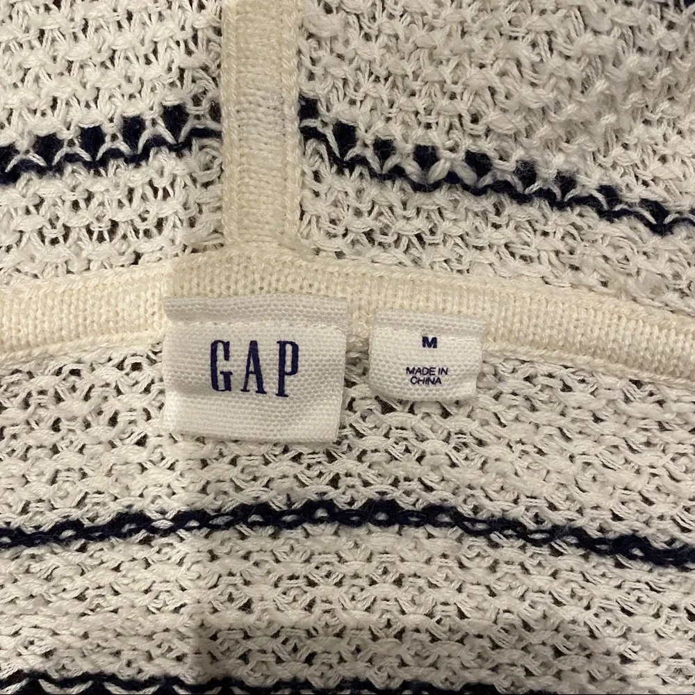 GAP Knit Hoodie - Picture 13 of 16